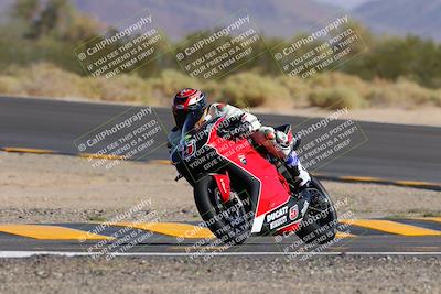 media/Oct-08-2022-SoCal Trackdays (Sat) [[1fc3beec89]]/Turn 10 (945am)/